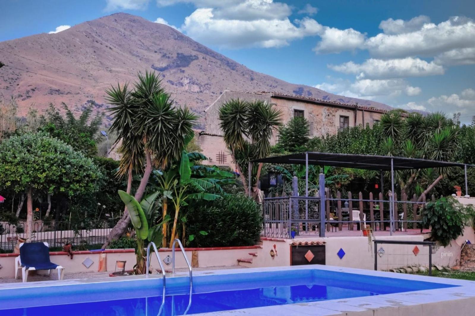 Casa Vacanze Fondaco Di Scillato Scillato  Exterior foto